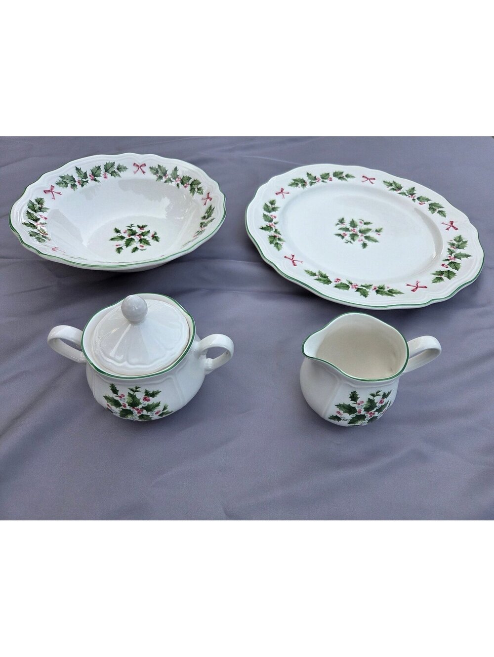 Festive Holly 5pc Completer Set